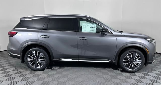 Certified Used 2026 Gray INFINITI LUXE image 8