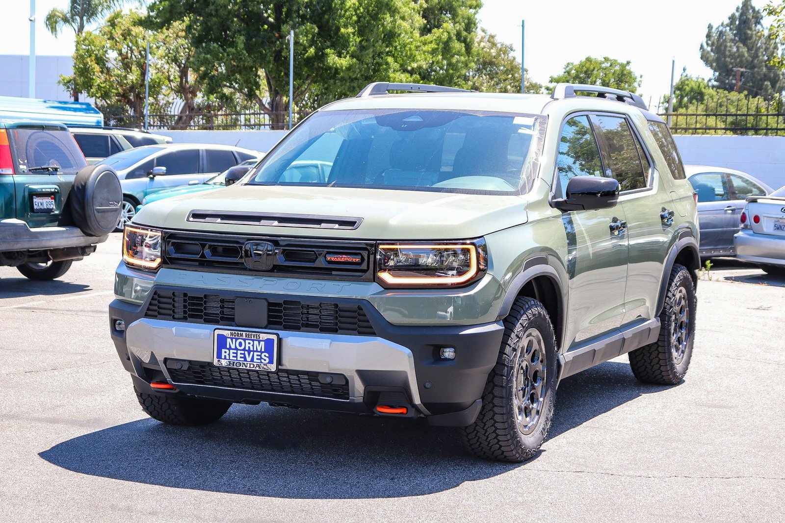 New 2026 Ash Green Metallic Honda TrailSport Elite Blackout AWD image 3