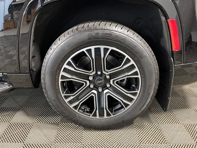 Used 2026 Black Jeep  image 11