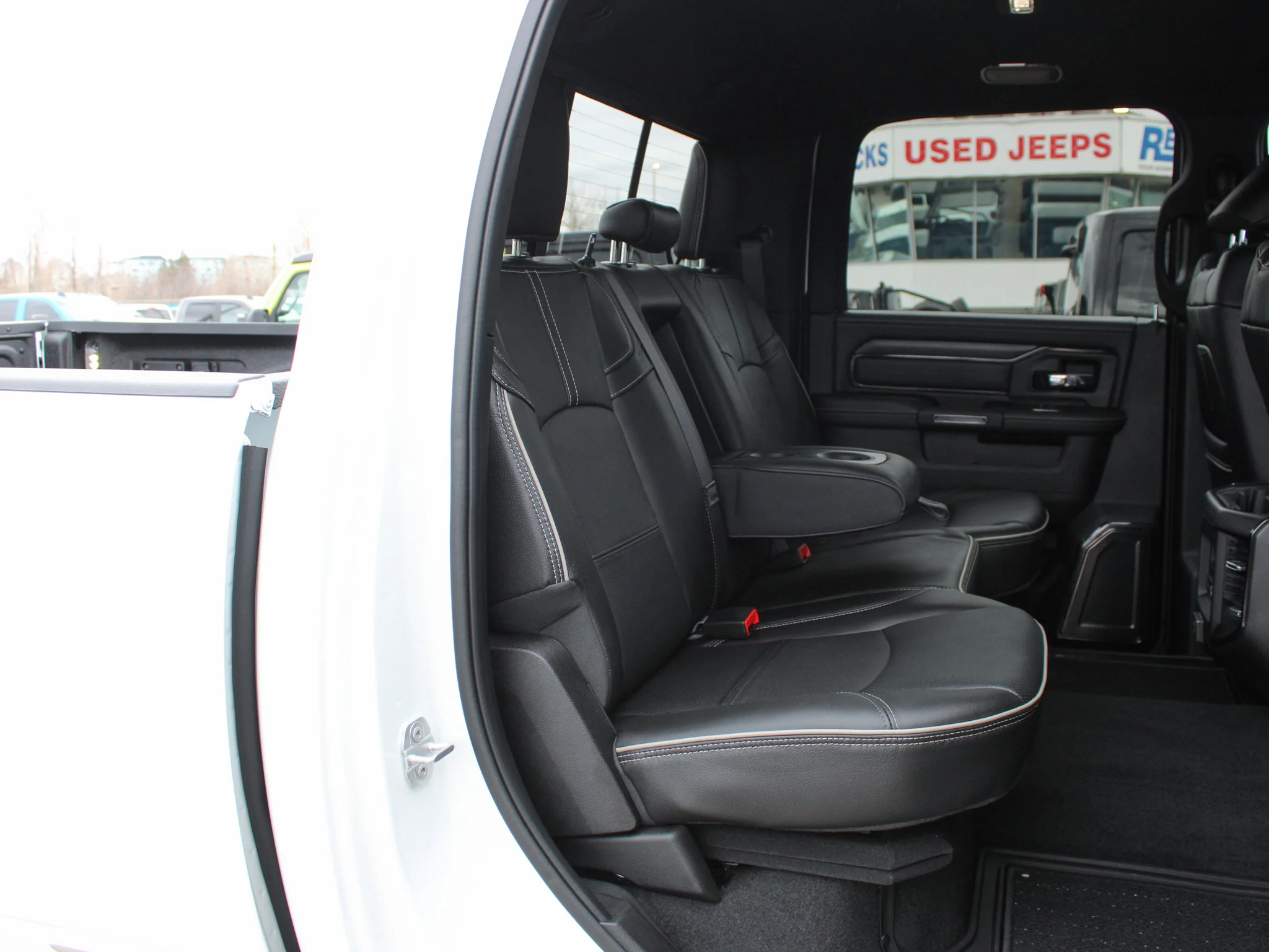 Certified Used 2024 White RAM Limited * No Accidents | Cummins | 5th Wheel & Gooseneck | Adaptive Cruise | Running Boards image 22