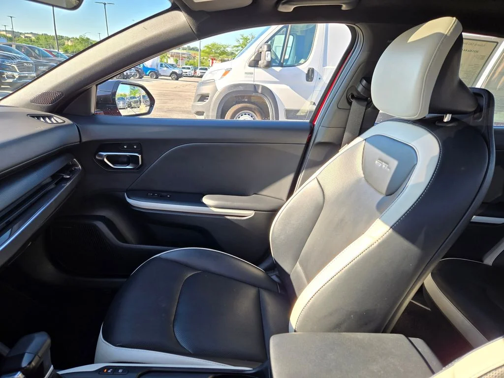 Used 2025 Red Kia GT-Line Turbo image 26
