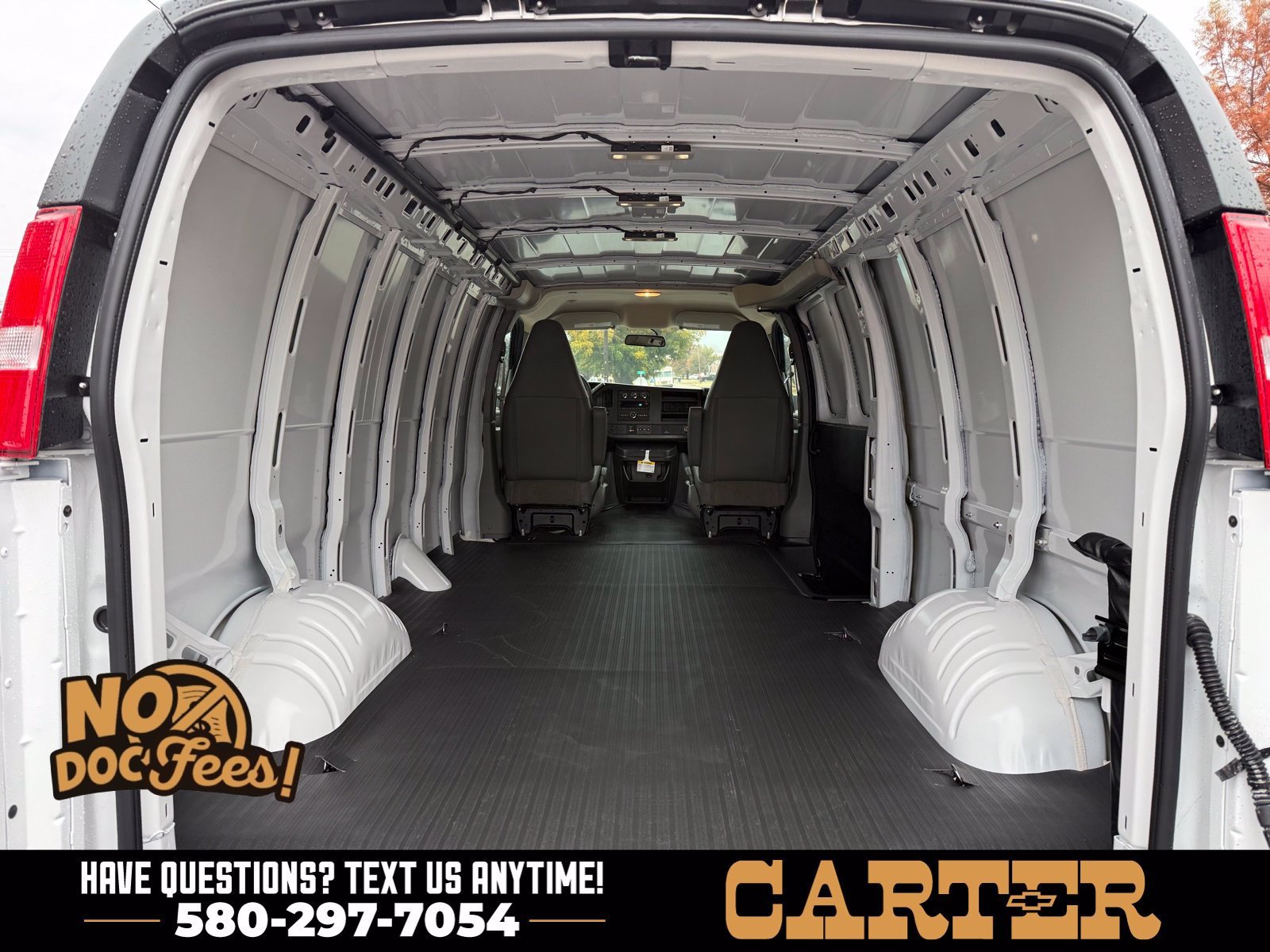 2025 Chevrolet Express Cargo Work Van - Photo 26