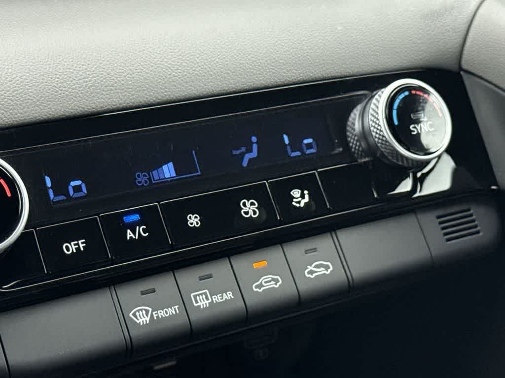 Used 2023 Intense Blue Hyundai SEL image 20