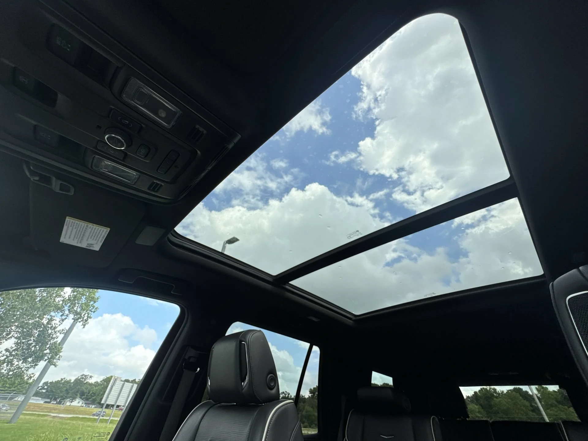 Used 2022 Black Raven Cadillac Sport image 22