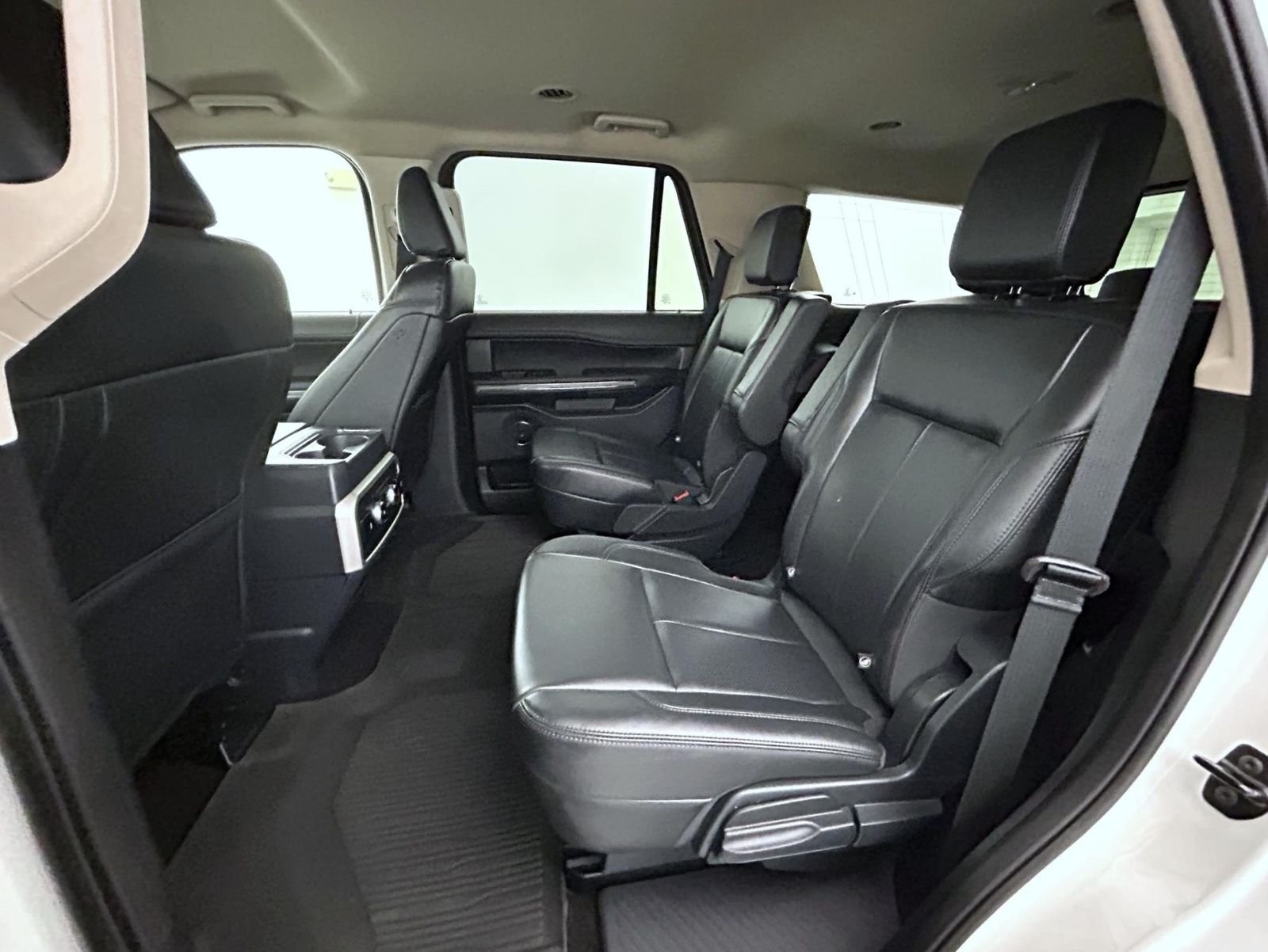 Used 2023 White Ford XLT image 21