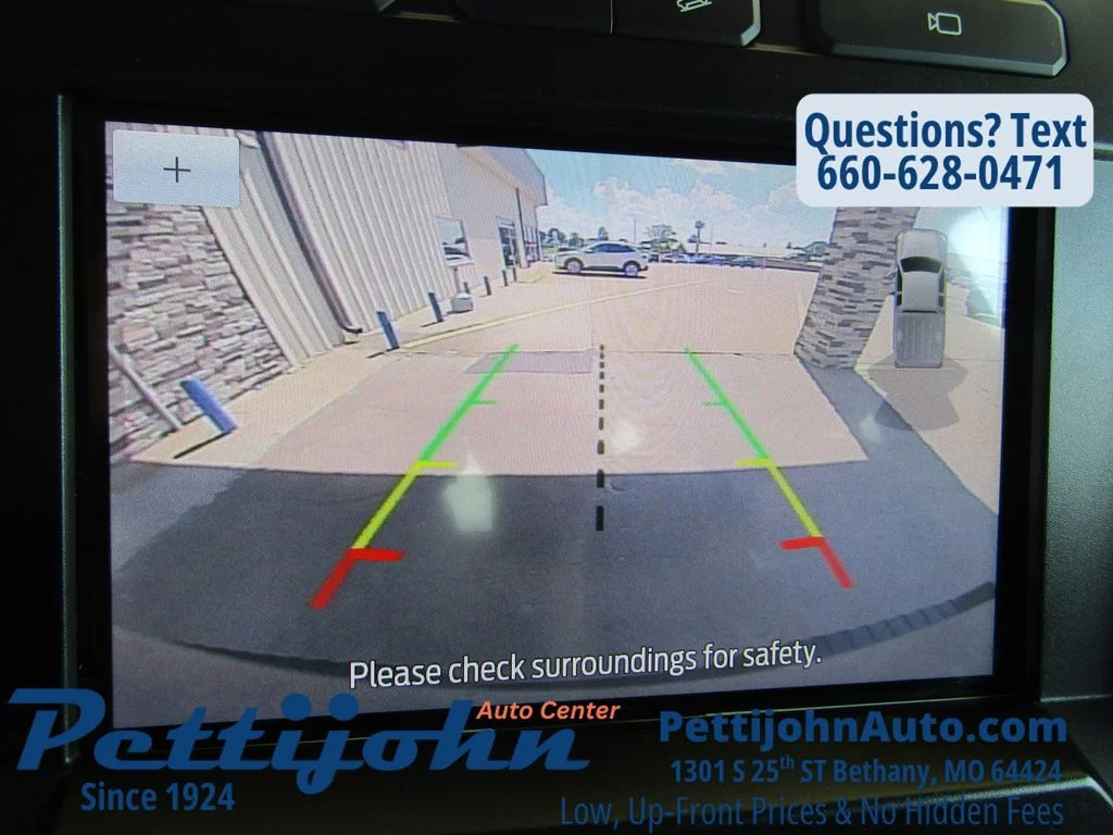 Used 2022 Black Metallic Ford XLT image 9