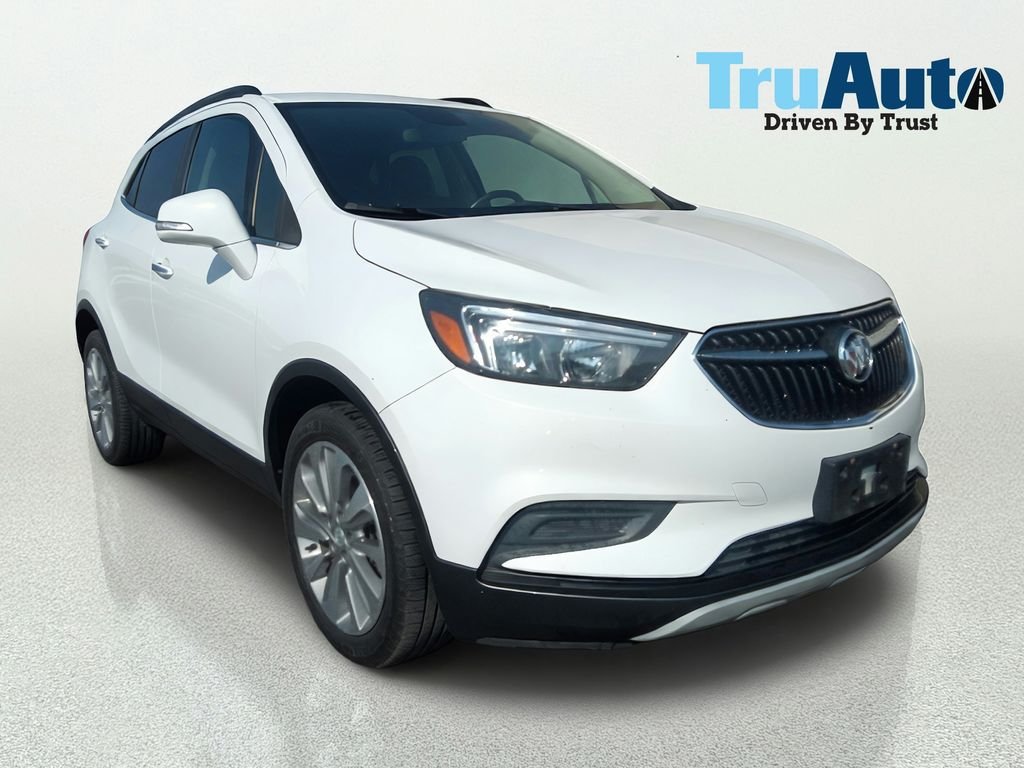 2018 Buick Encore Preferred's photo