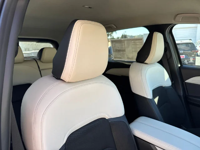 New 2026 Rhodium White Metallic Mazda 2.5 S Select AWD image 17