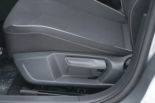 2026 Volkswagen Jetta Sport - Photo 16