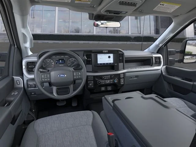 New 2026 Oxford White Ford XL image 9