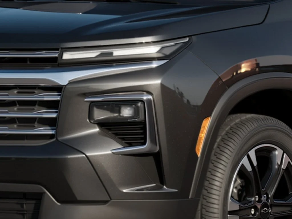 New 2027 Mosaic Black Metallic Chevrolet LT image 5
