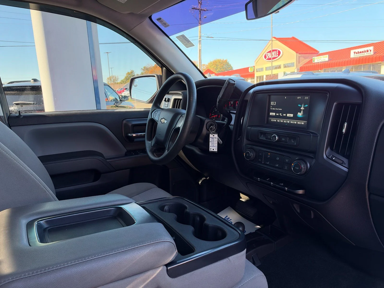 Used 2016 Red Chevrolet Custom image 62