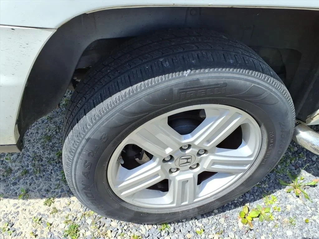 Used 2014  Honda RTL image 19