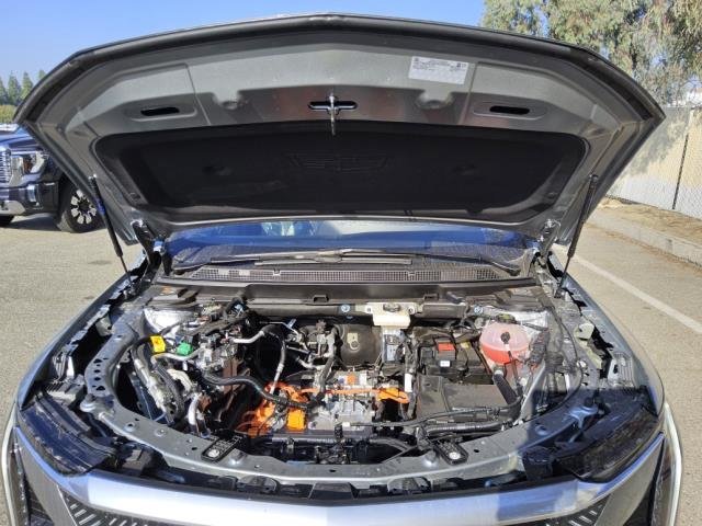Used 2027 Silver Cadillac Luxury image 9