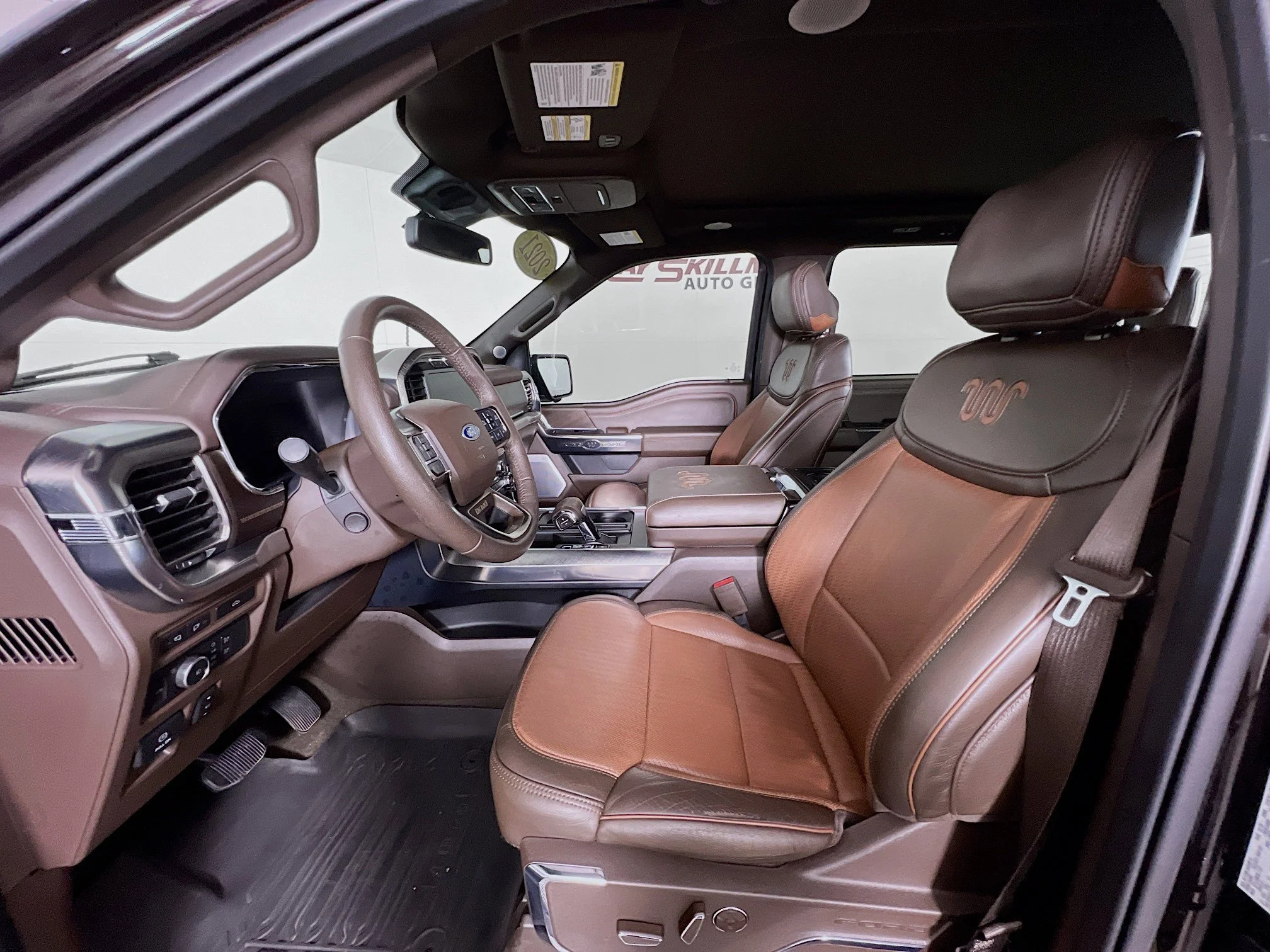 Used 2021 Kodiak Brown Metallic Ford LARIAT image 10