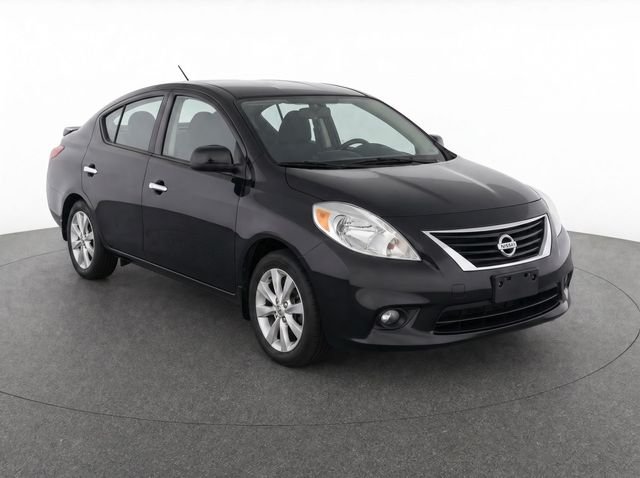 Used 2014 Black Nissan 1.6 SL image 2