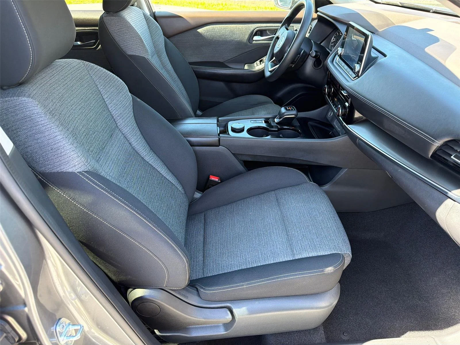 Used 2021 Gun Metallic Nissan SV image 34