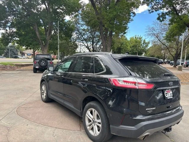 Used 2020 Blue Ford SEL image 3