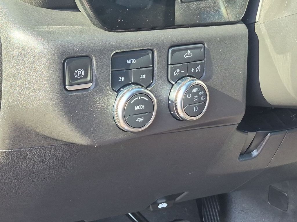 Certified Used 2023 Onyx Black GMC Elevation image 21