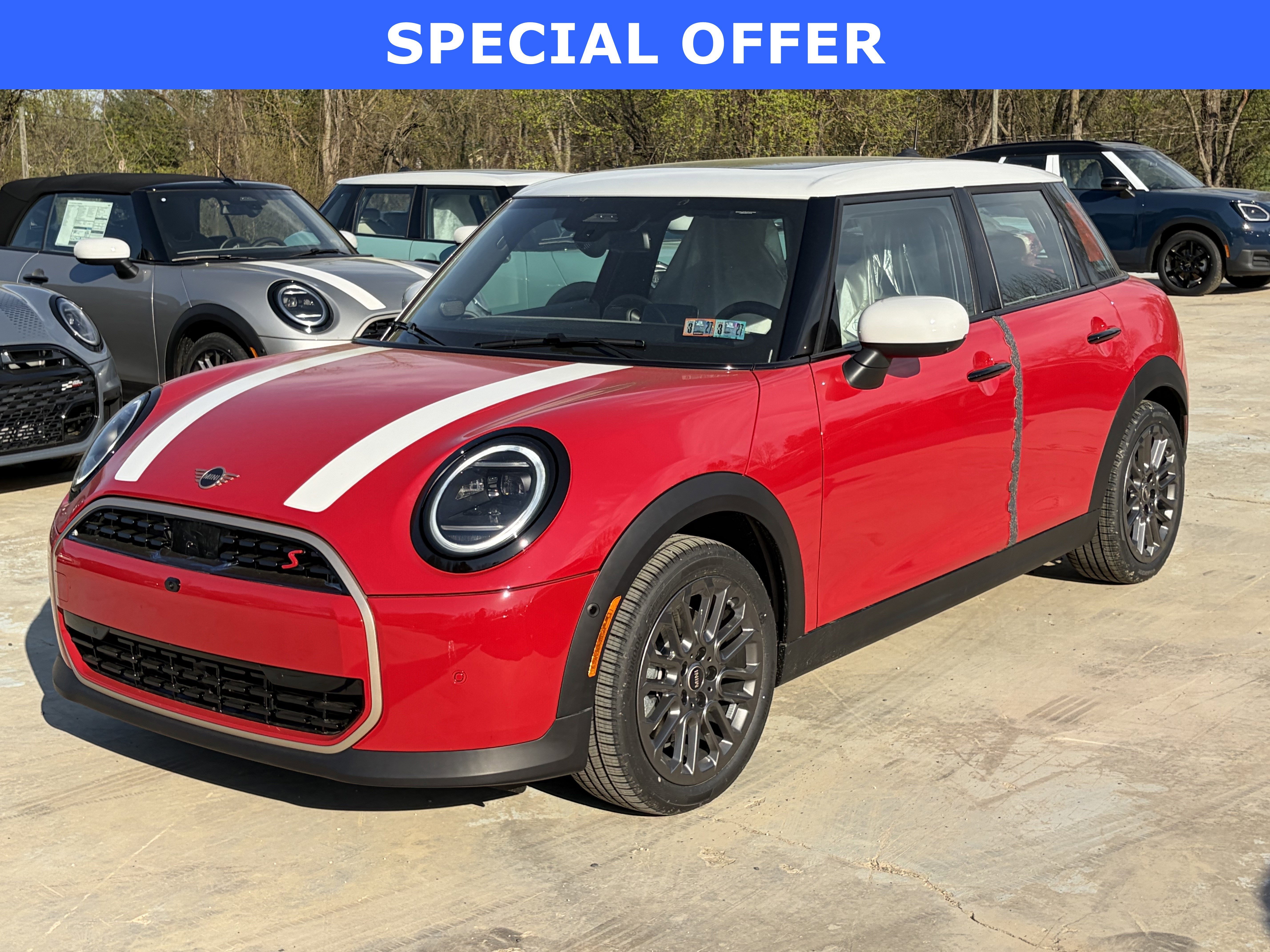 2026 MINI Hardtop Cooper S's photo