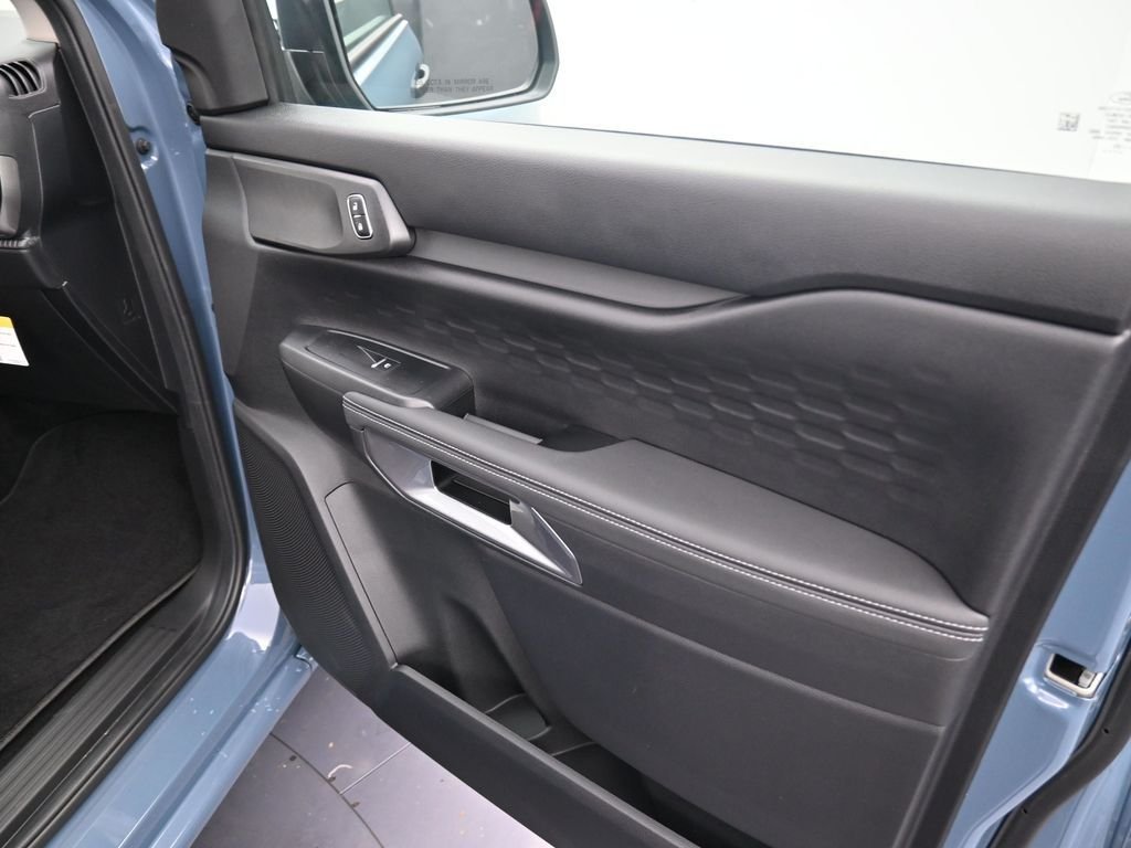 2025 Ford Ranger XLT - Photo 21
