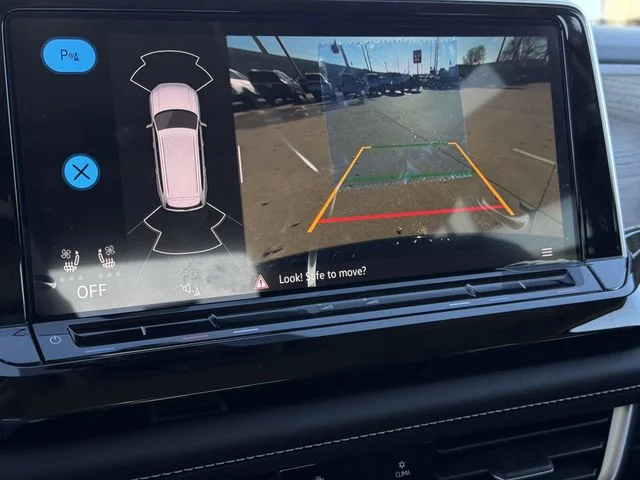 New 2026 Silver Volkswagen 2.0T SE w/Technology image 15