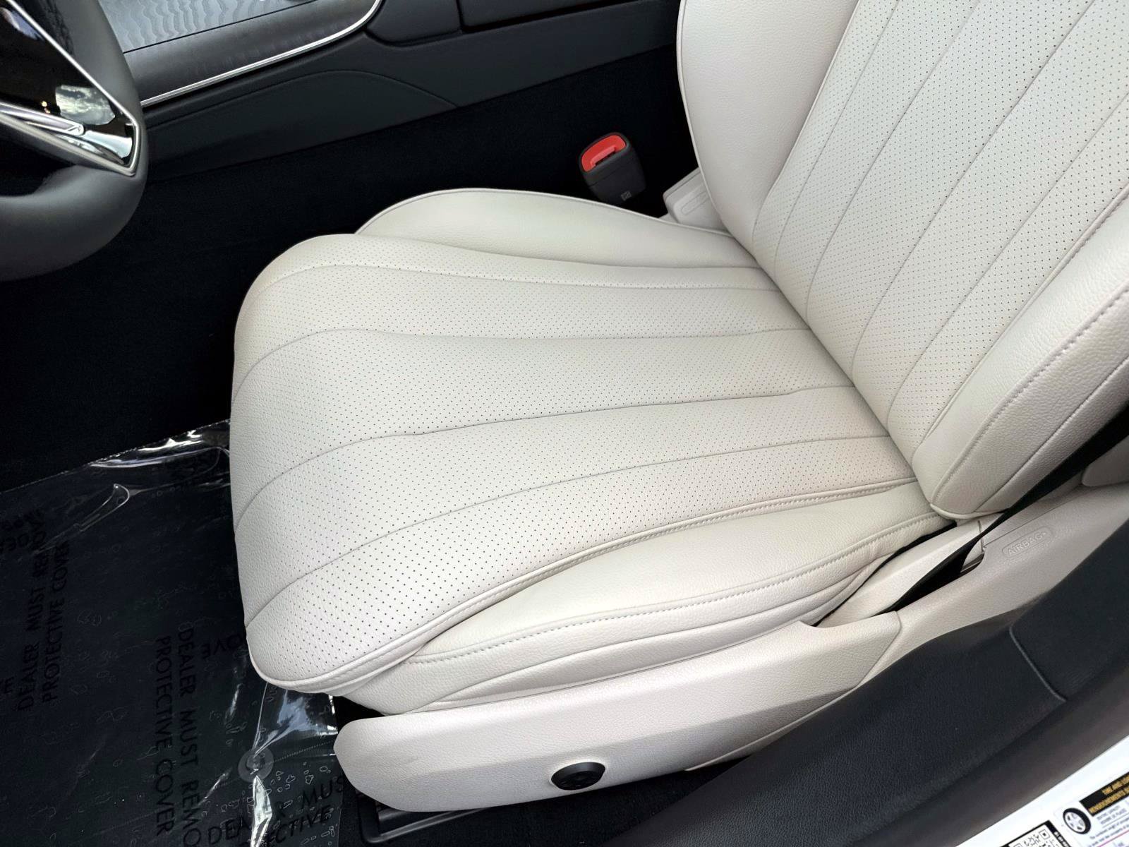 New 2027 Polar White Mercedes-Benz E 450 4MATIC® Sedan image 20
