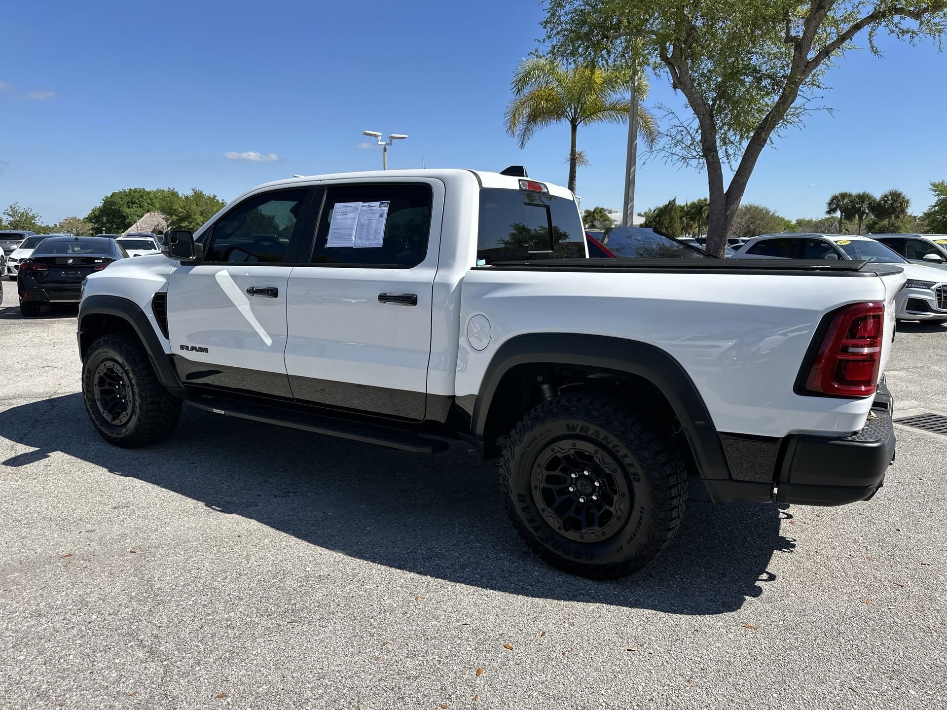 View vehicle photo 6