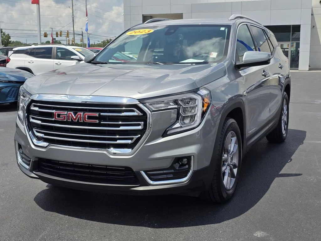Certified Used 2023 STERLING METALLIC GMC SLT image 3