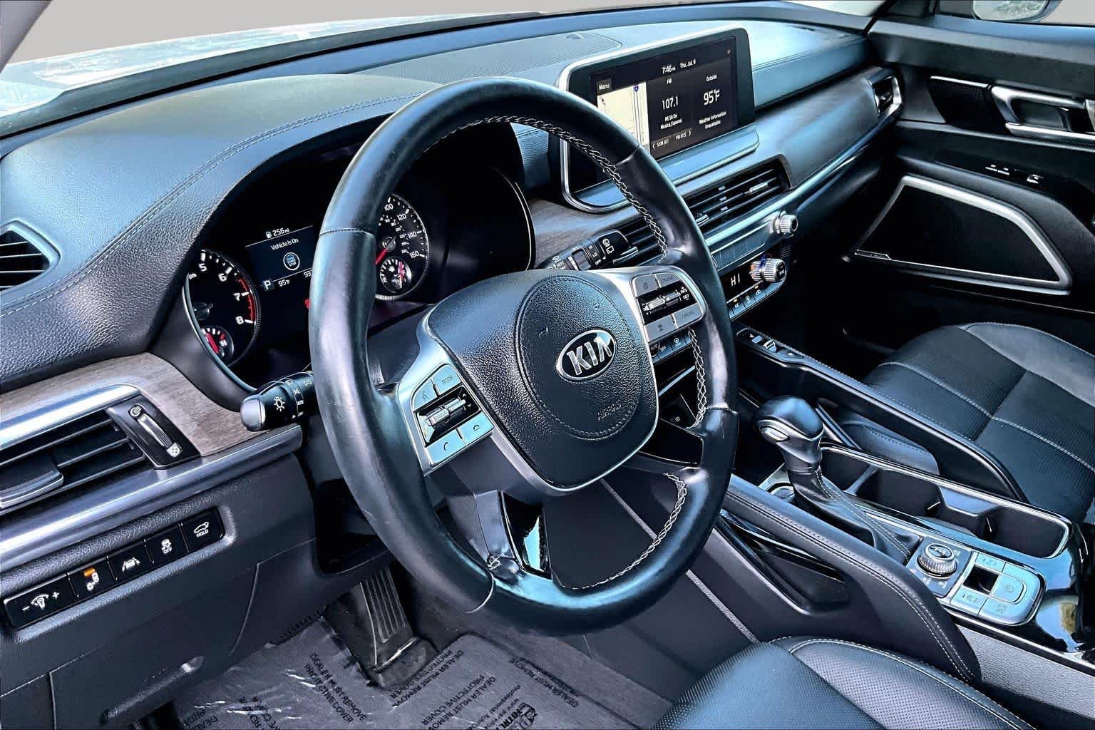 Used 2021 Wolf Gray Kia EX image 18