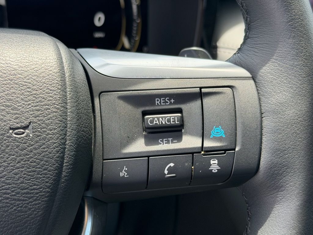 Used 2026 Green INFINITI LUXE image 26