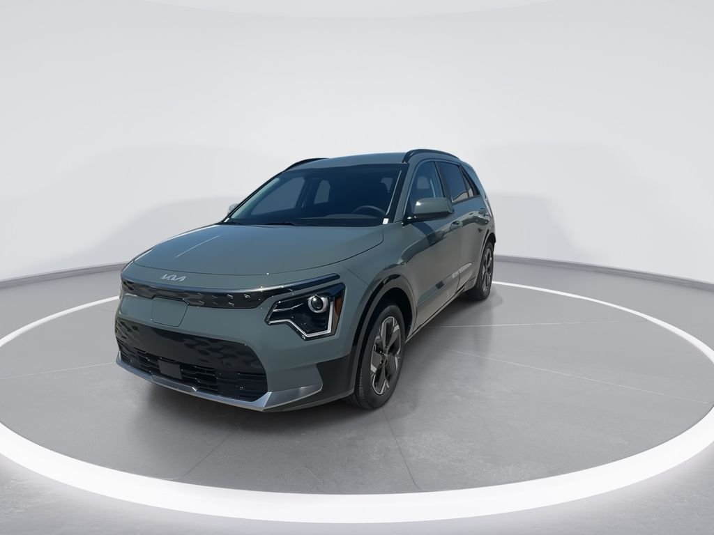 New 2026 Green Kia Wind image 4