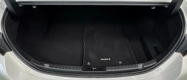 2025 Mazda Mazda3 8