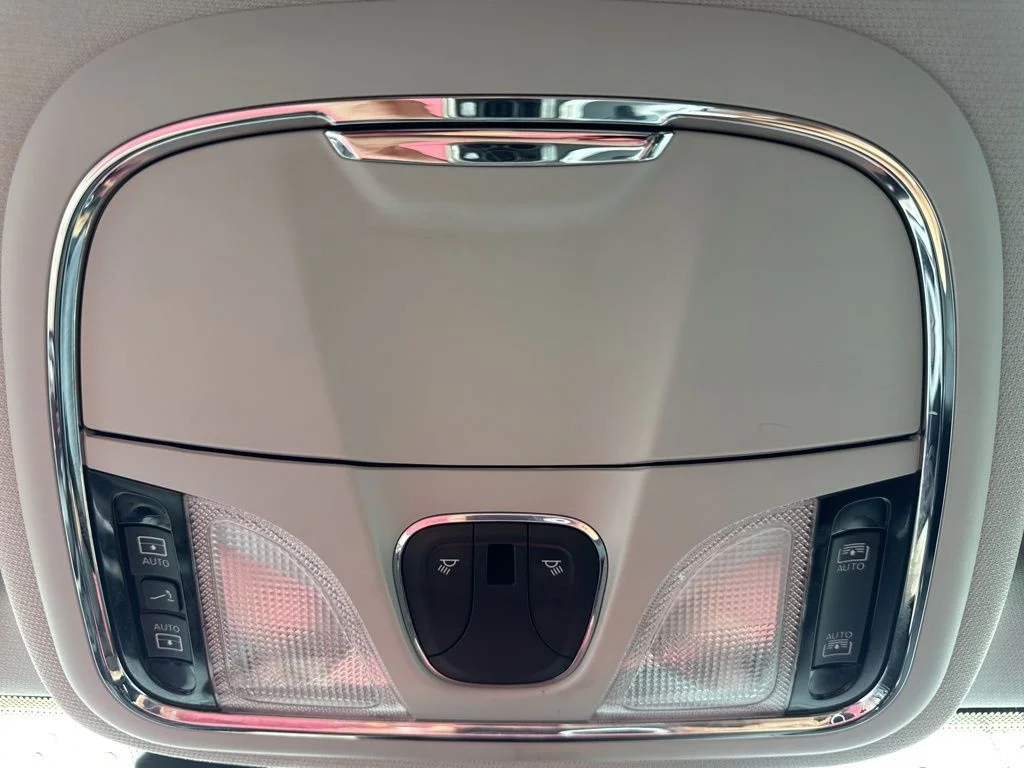 Used 2019 Black Jeep Limited image 45