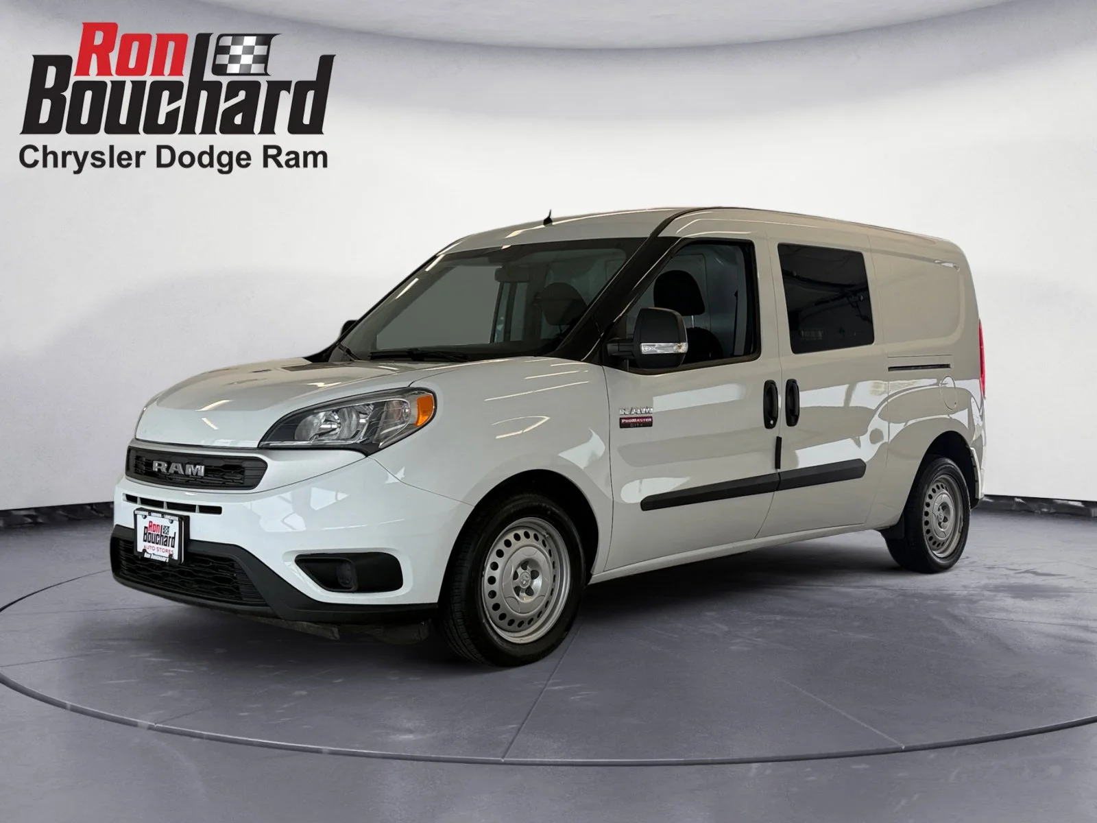 Used 2022 Bright White Ram Tradesman image 5