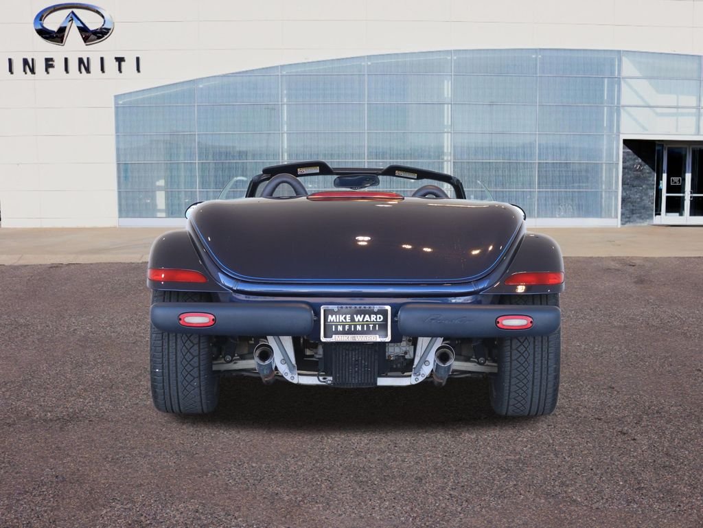 Used 2001 Blue Chrysler Base image 34