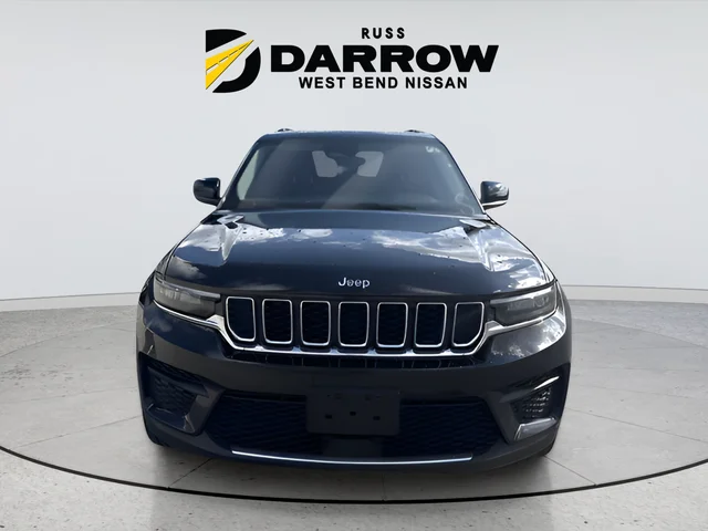 Used 2023 Black Jeep Laredo image 8