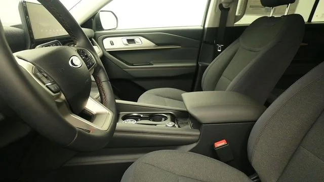 New 2026 Carbonized Gray Metallic Ford Active image 22