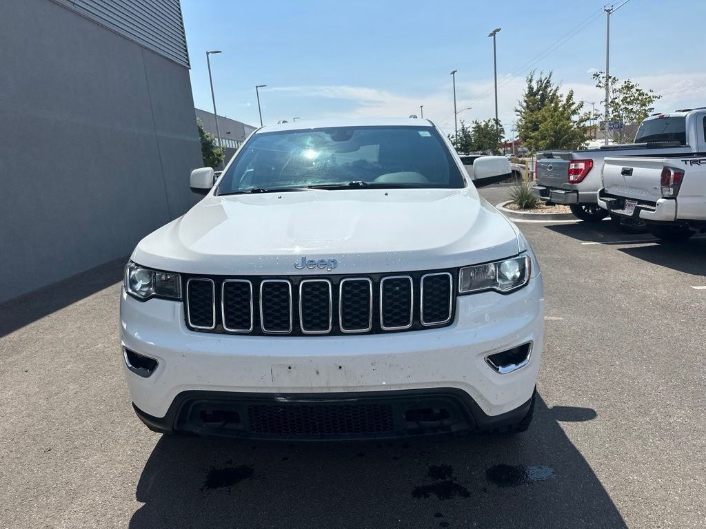 Used 2020 White Jeep Laredo image 2