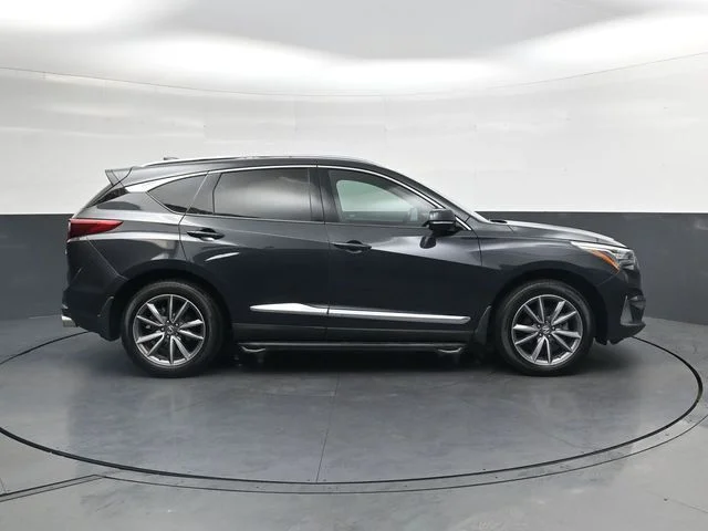 Used 2019  Acura Technology Package image 3
