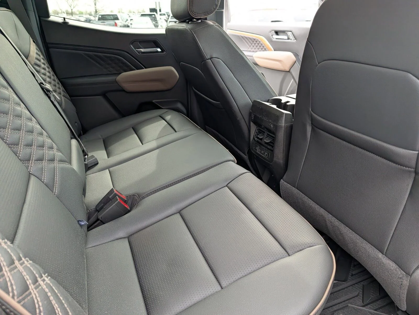 New 2026 Summit White GMC Denali image 25