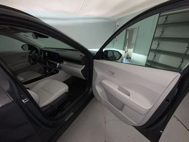 Used 2024 Gray Hyundai SEL image 24