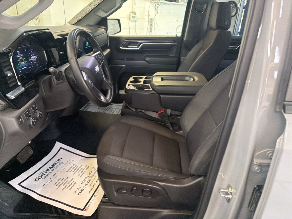 Used 2024 Gray Chevrolet LT image 13