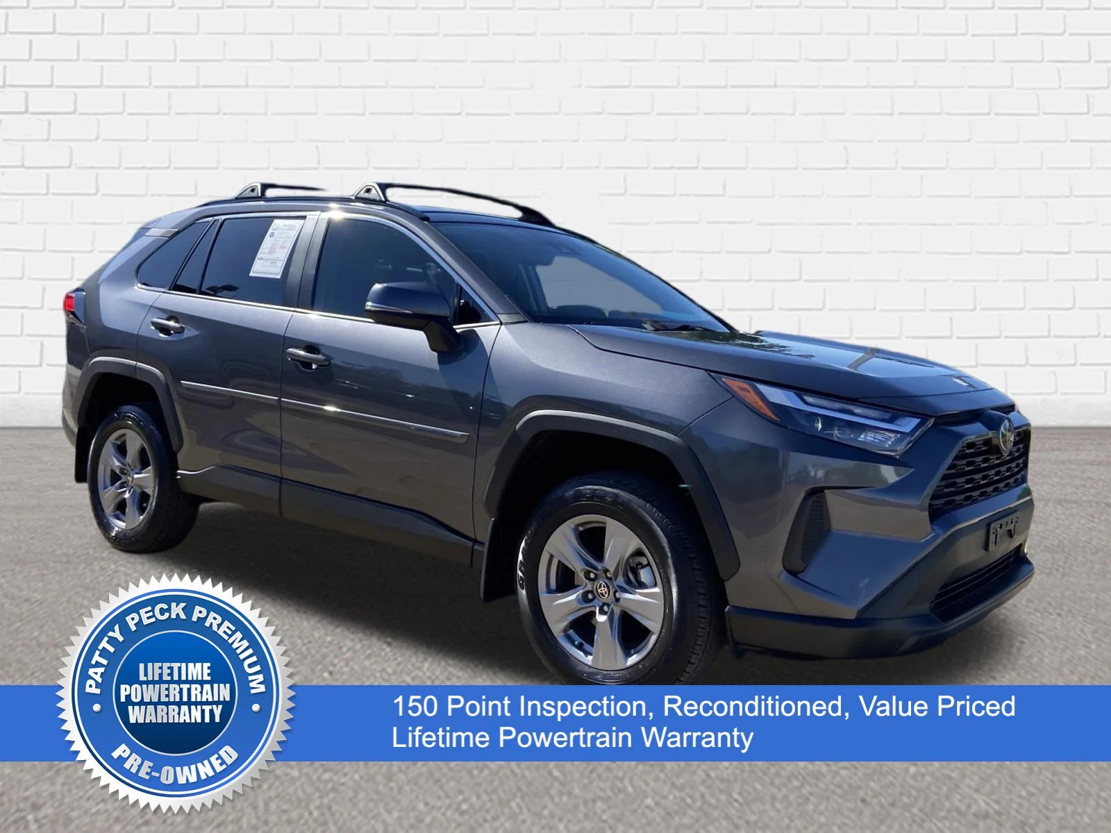 2024 Toyota RAV4 XLE FWD's photo