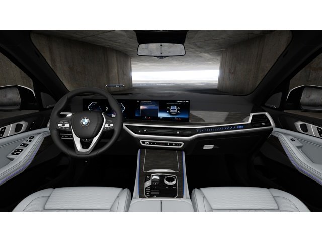 New 2026 Mineral White Metallic BMW xDrive40i image 10