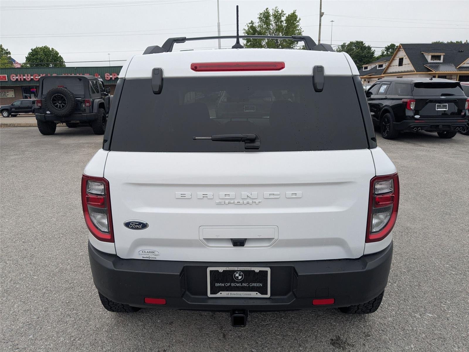 Used 2023 Oxford White Ford Badlands image 6