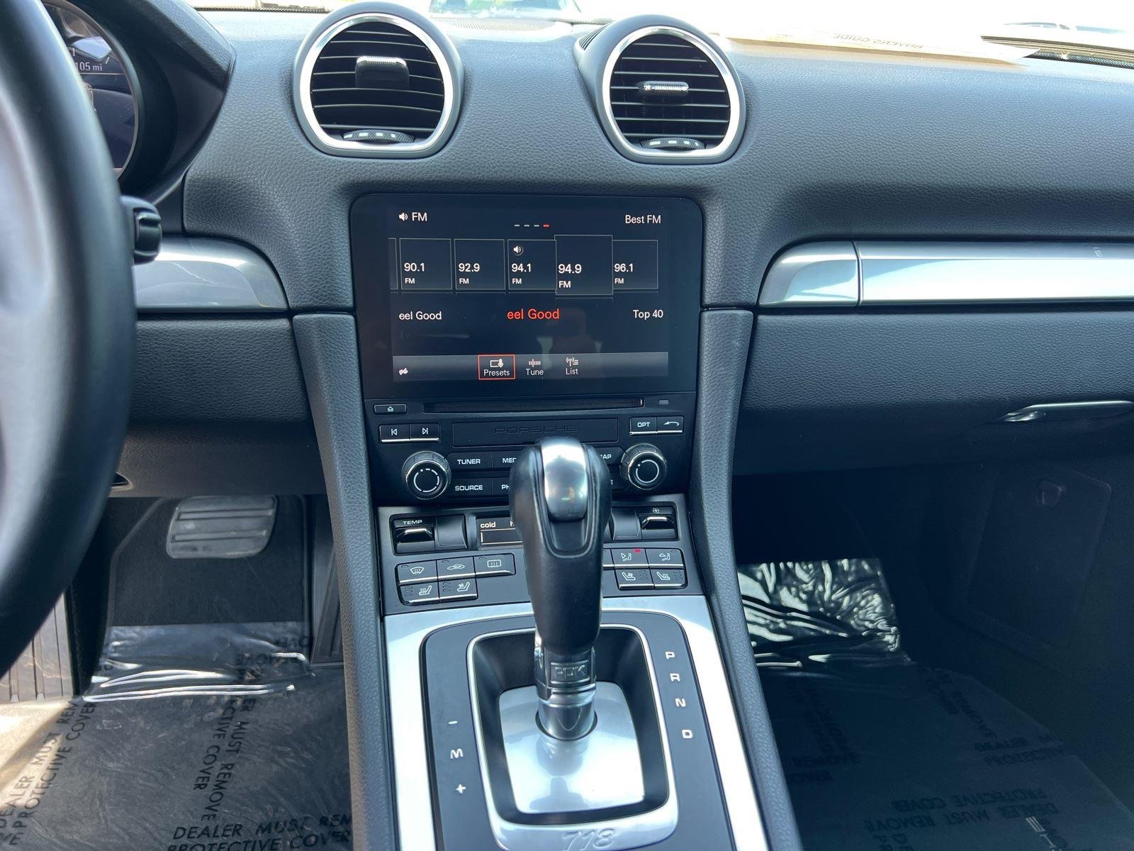 Used 2018 Rhodium Silver Metallic Porsche 718 Cayman image 21