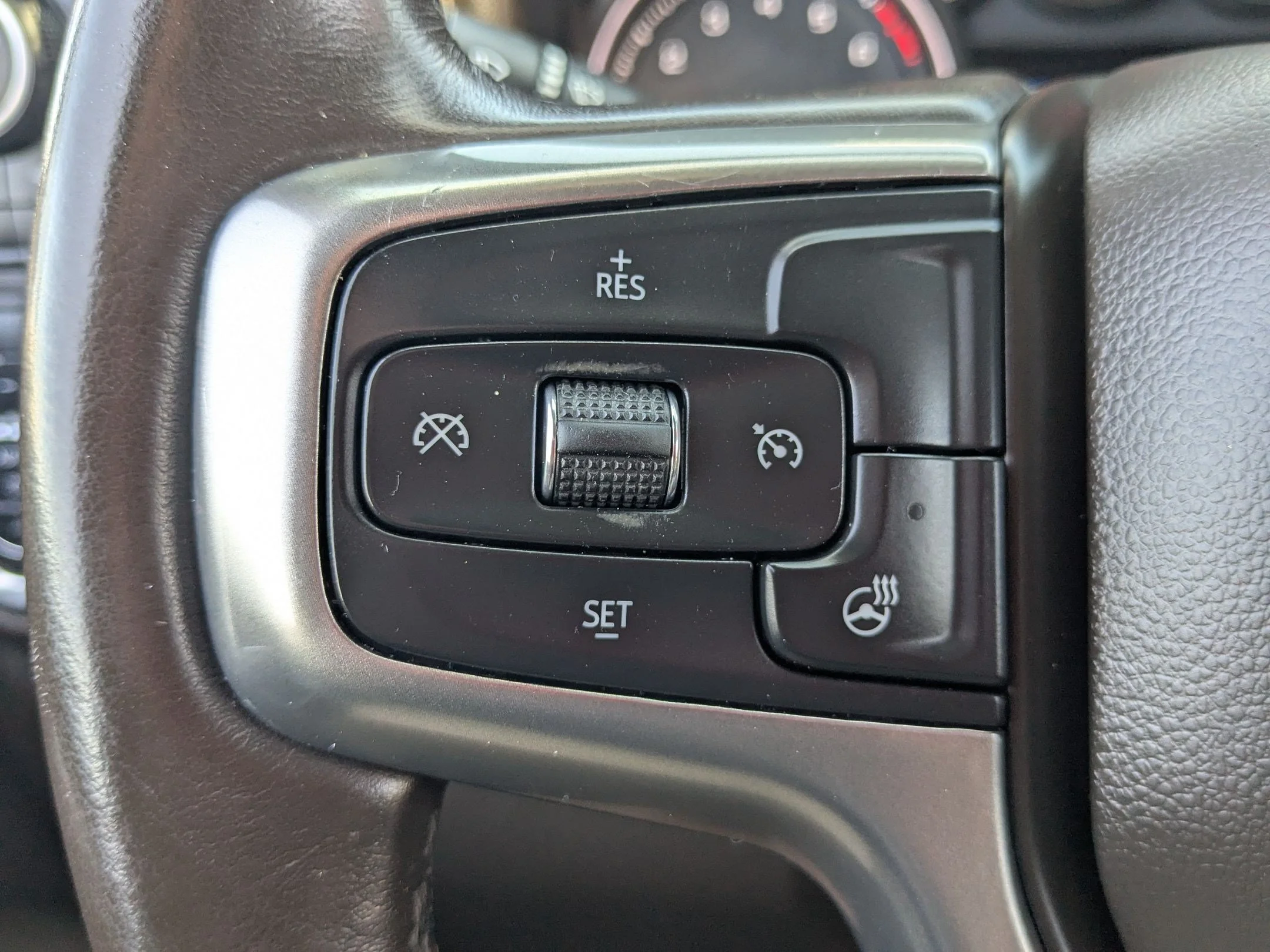 Used 2022 Summit White Chevrolet LT image 17