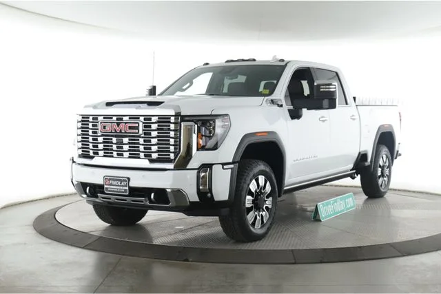 Used 2026 White GMC Denali image 10