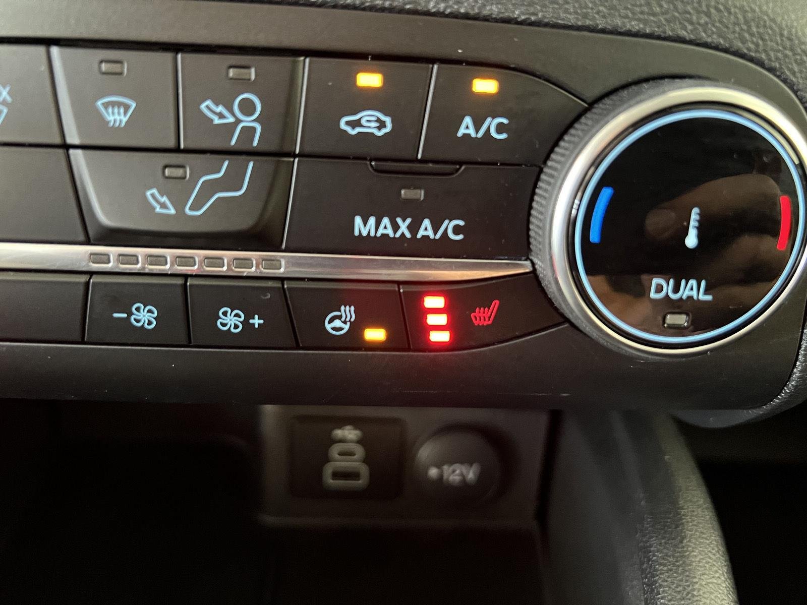 Used 2024 Vapor Blue Ford Active image 15